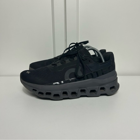 On cloud cloudmonster black - Picture 3 of 9